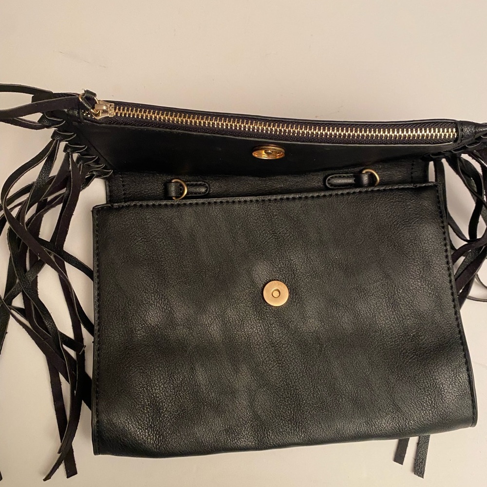 Kensie Like NEW, no strap